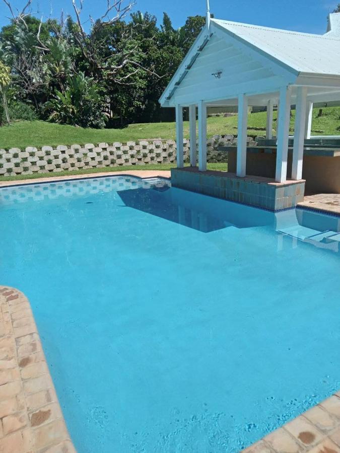 Appartamento 19 Montego Bay Caribbean Estate Port Edward Esterno foto